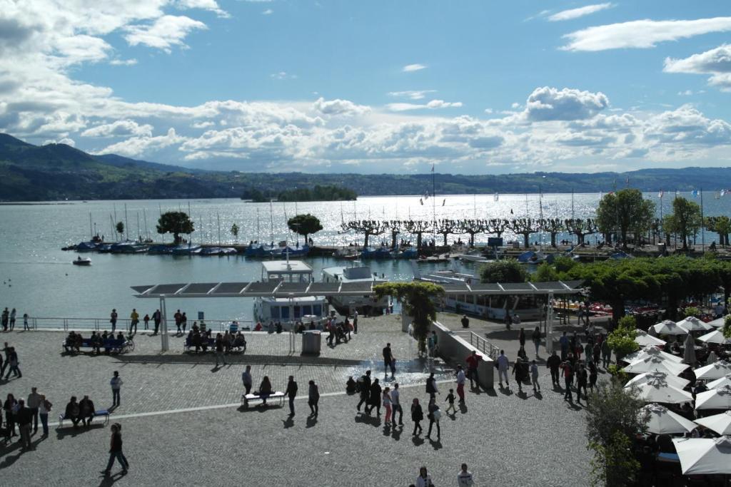 Hotel Hirschen Rapperswil-Jona Ruang foto